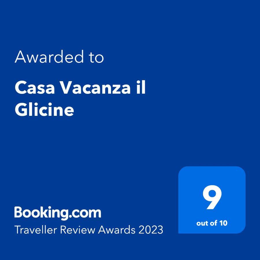 Casa Vacanza Il Glicine Casale Corte Cerro Eksteriør billede